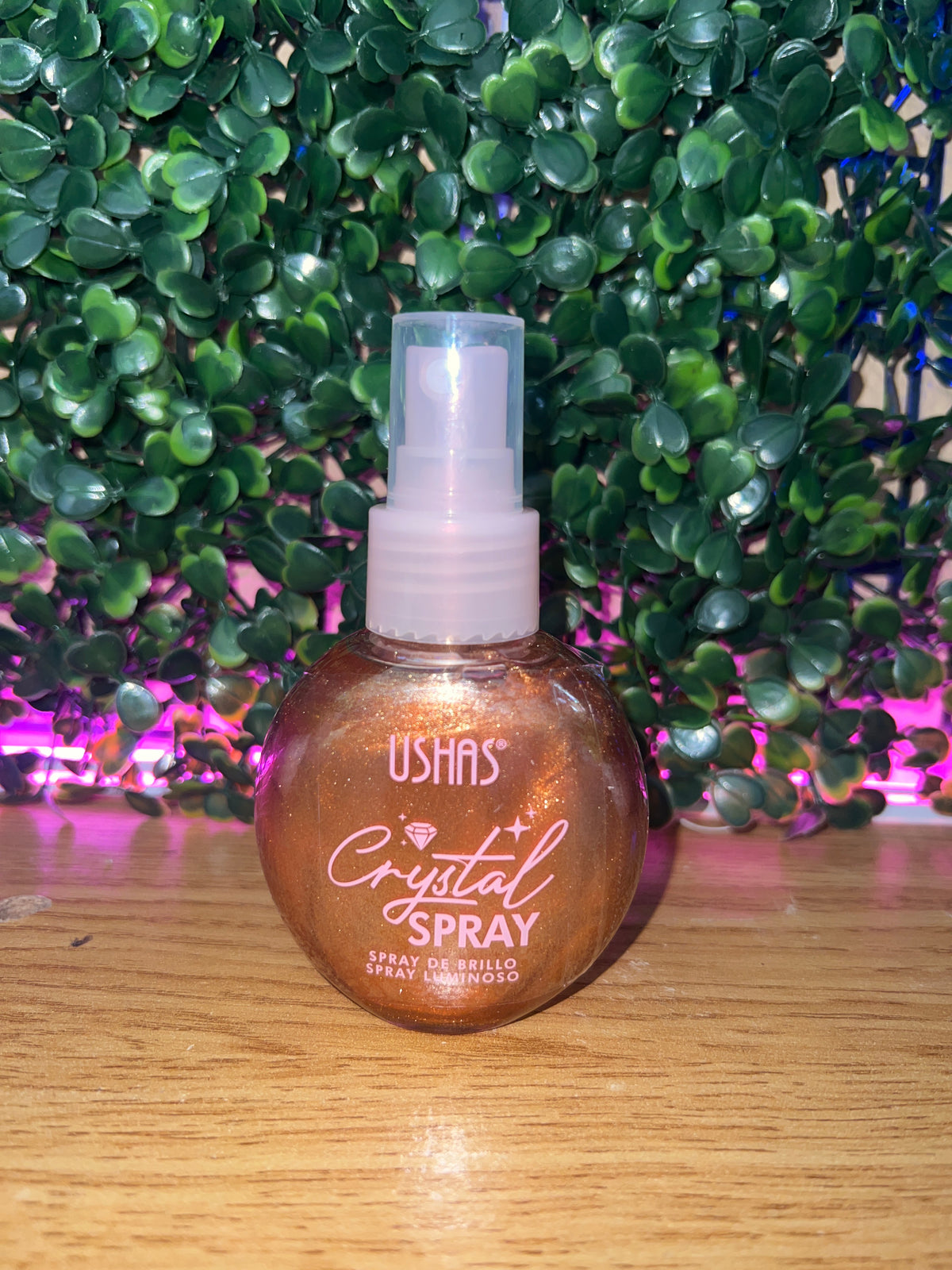 Ushas Crystal Shimmer Spray – Luminous Glow Spray