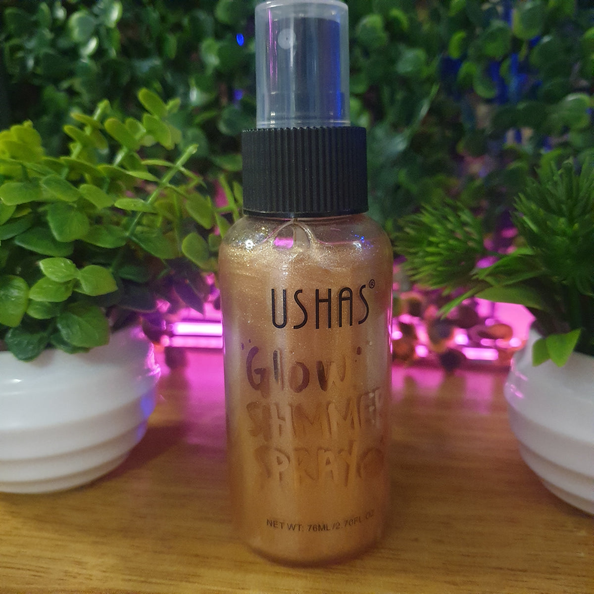 Ushas Glow Shimmer Spray