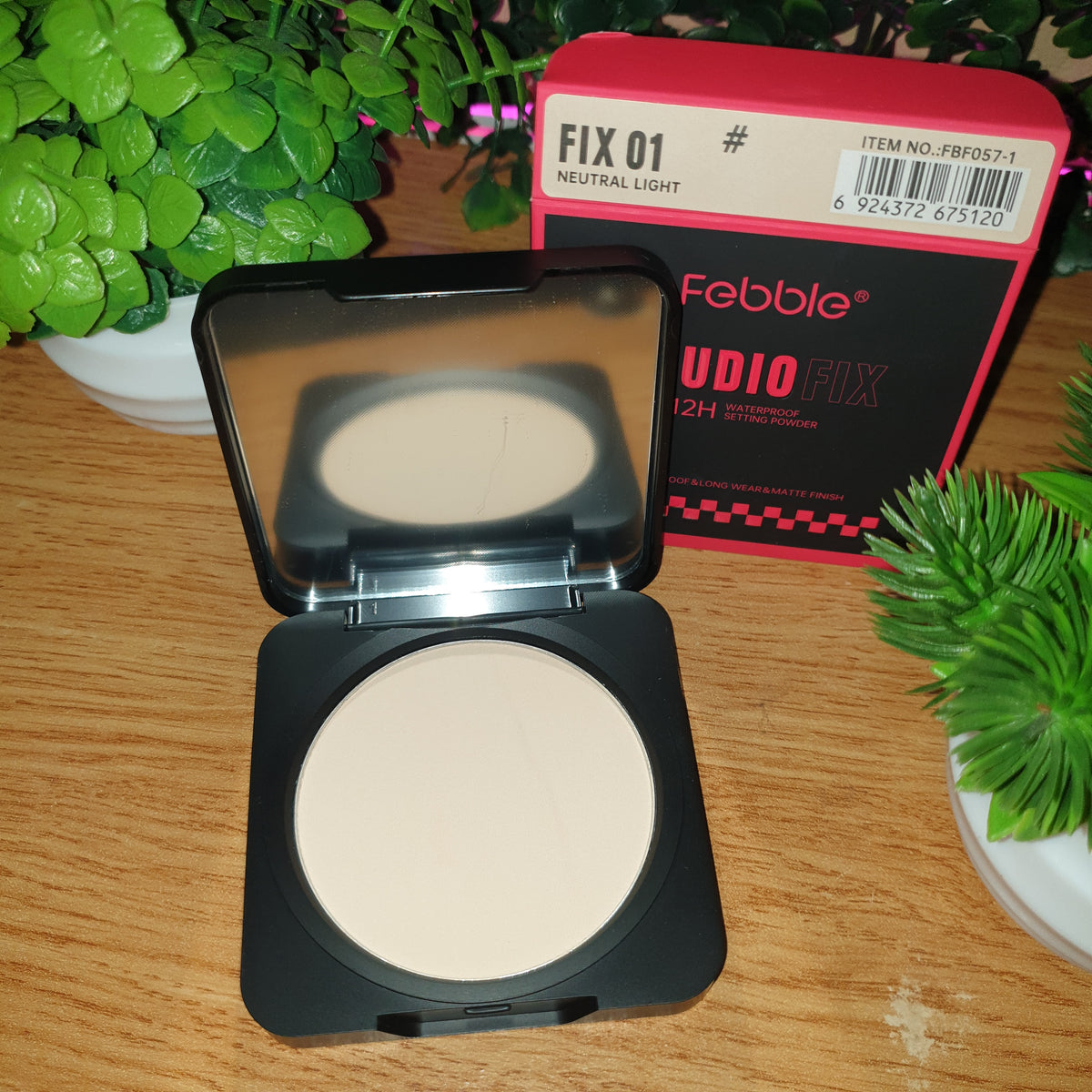 Febble Studio Fix 12H Waterproof Setting Powder