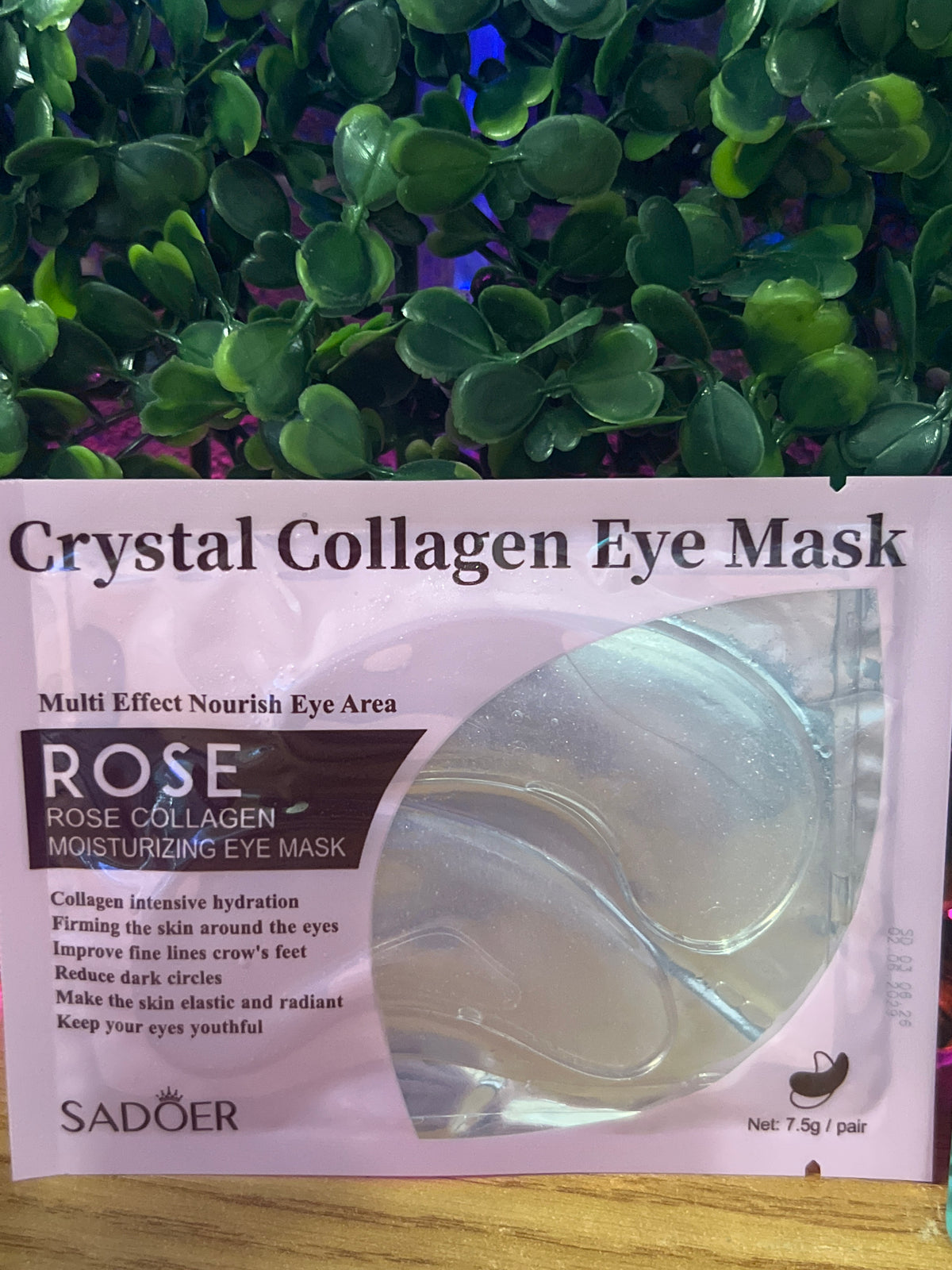 Sadoer Crystal Collagen Eye Mask