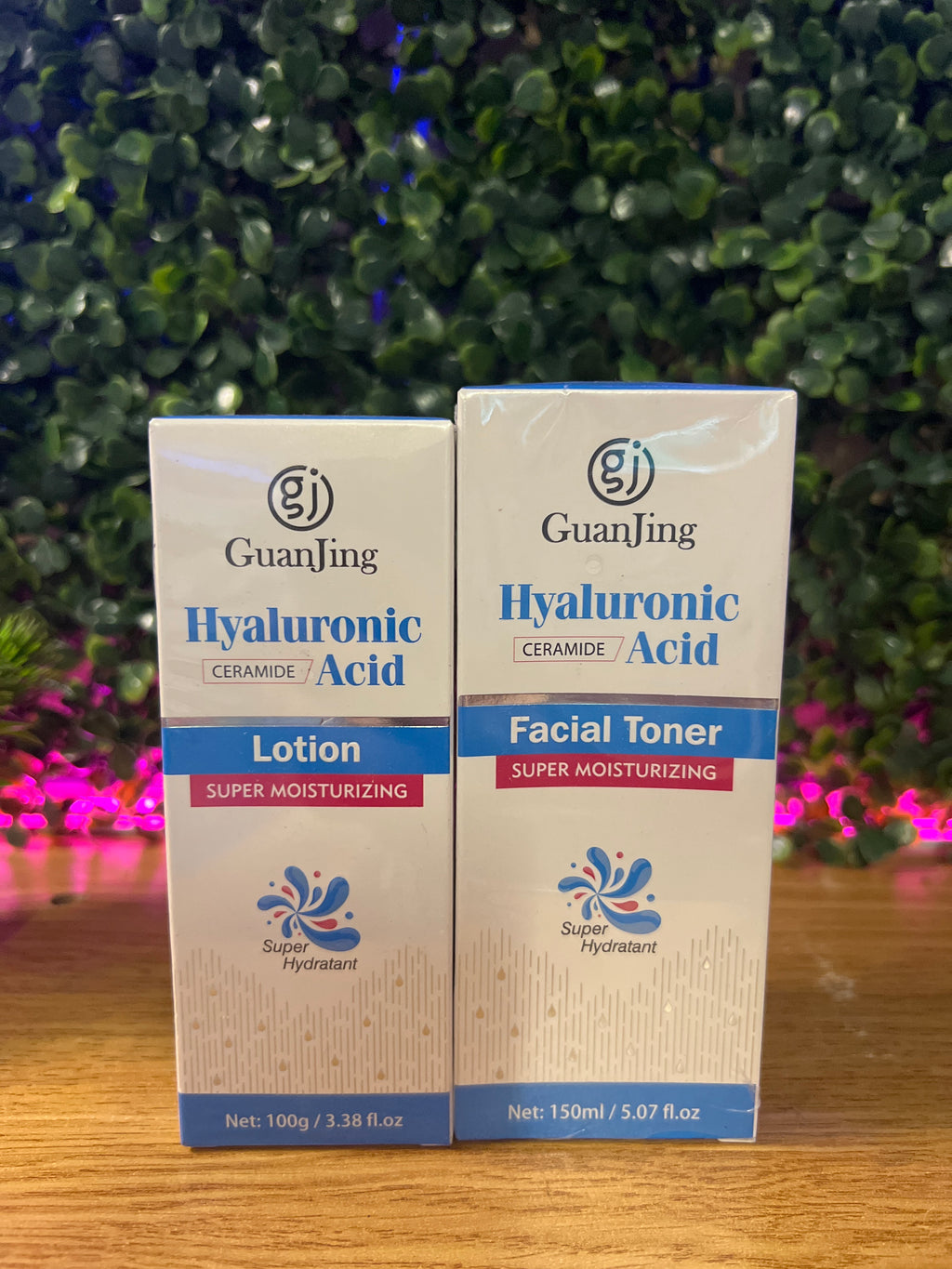 GuanJing Hyaluronic Acid + Ceramide Super Moisturizing Skincare