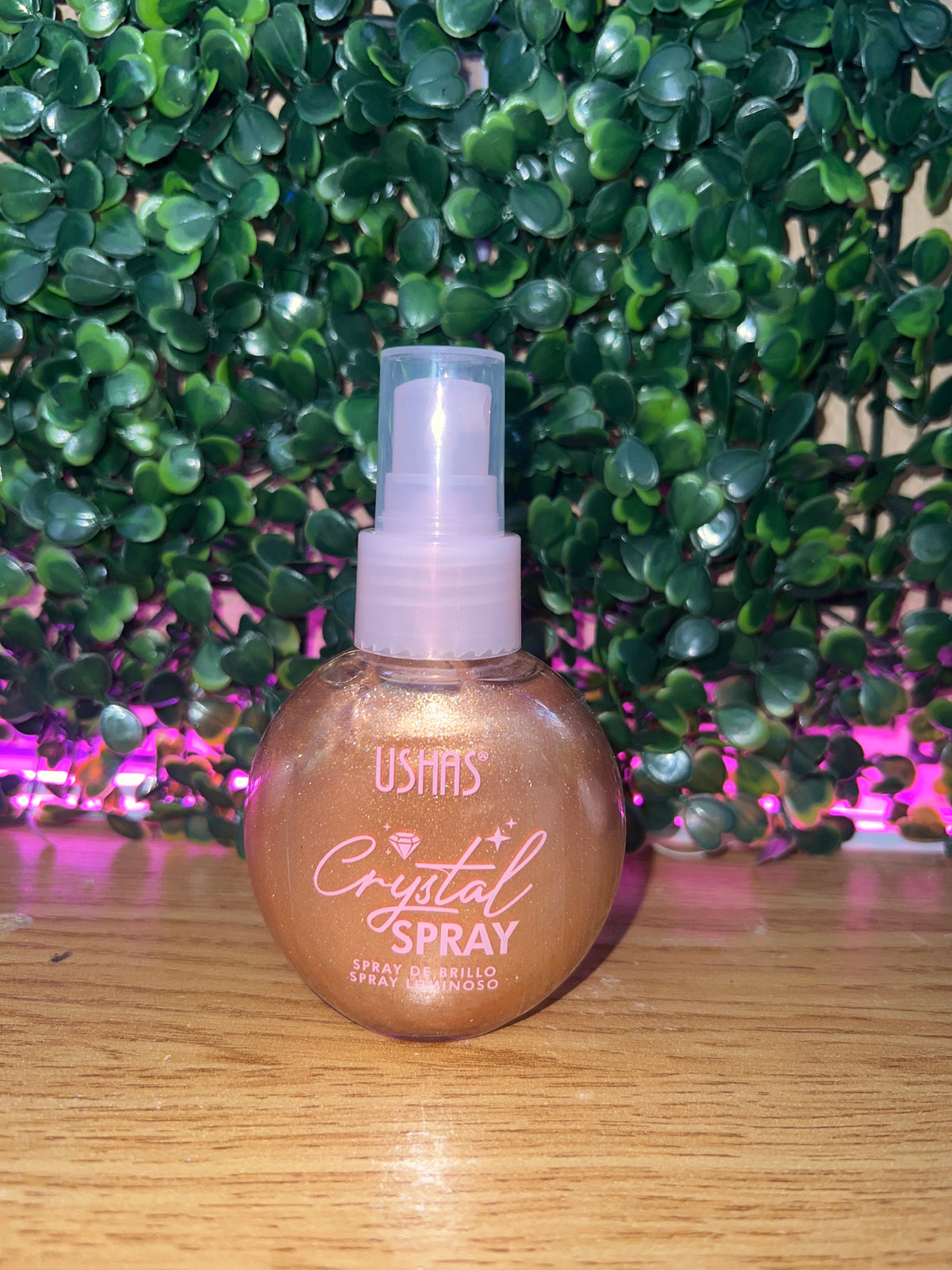 Ushas Crystal Shimmer Spray – Luminous Glow Spray