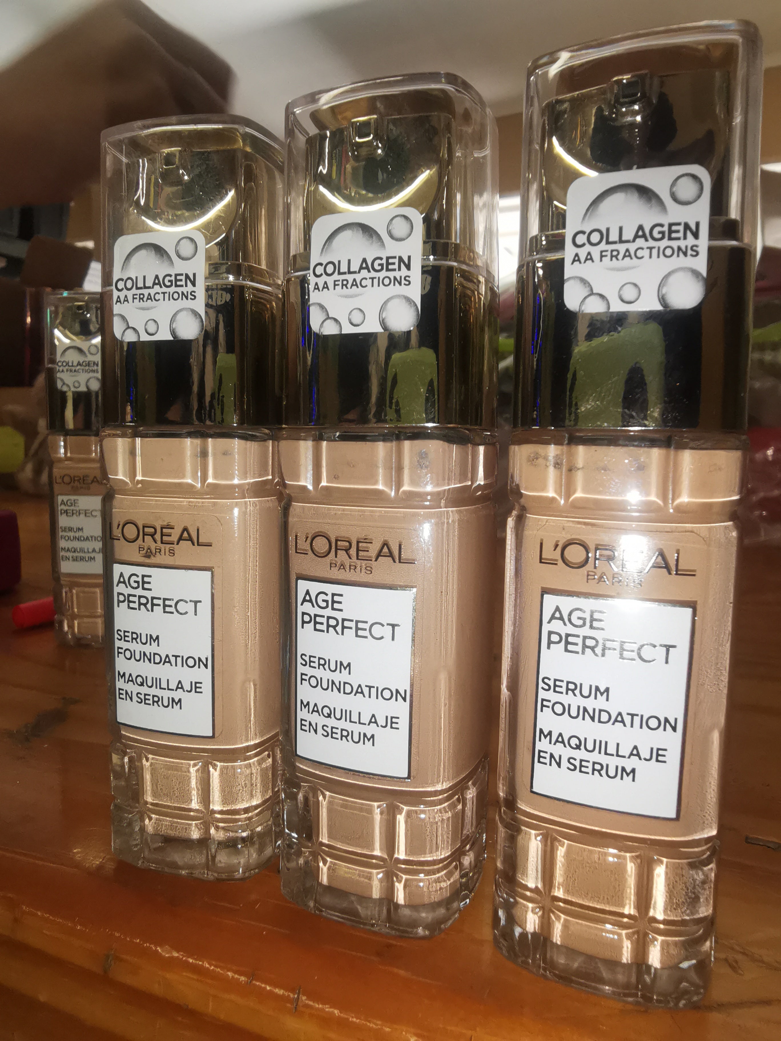 L'Oreal Age Perfect Serum Foundation