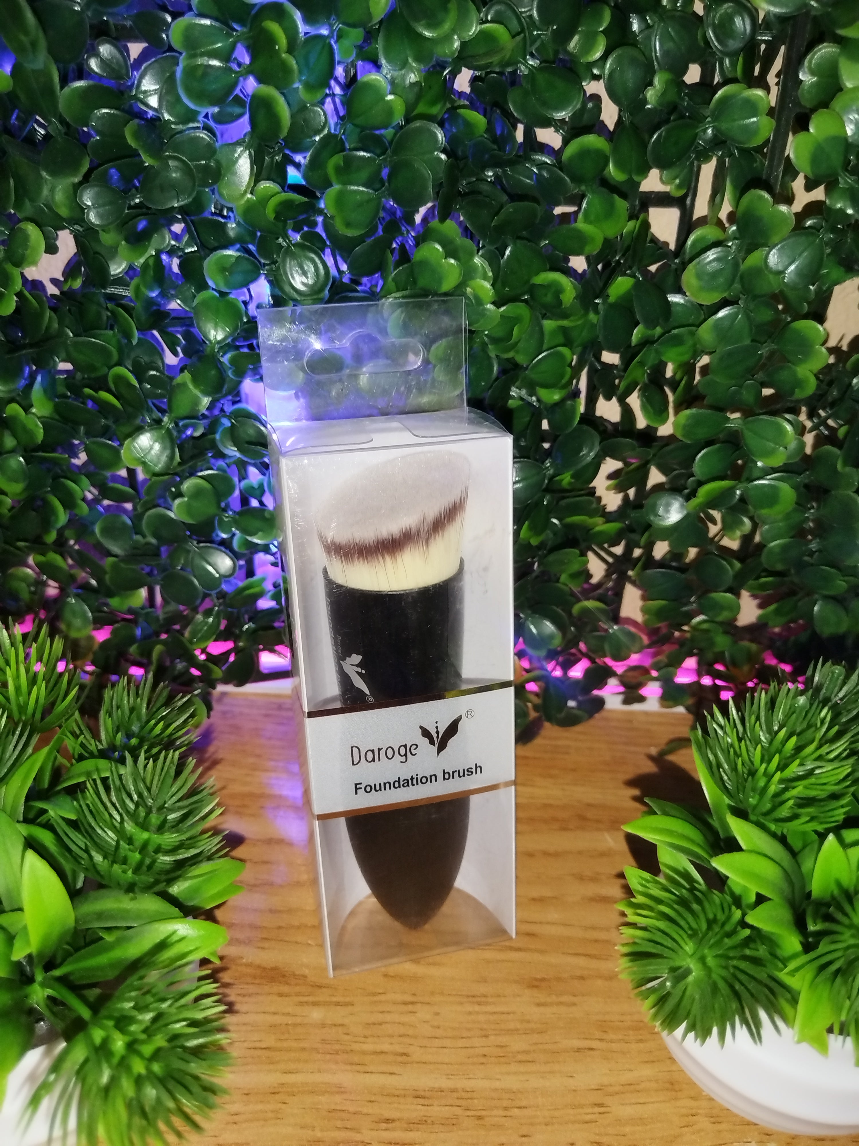 Daroge Angle Black Foundation Brush