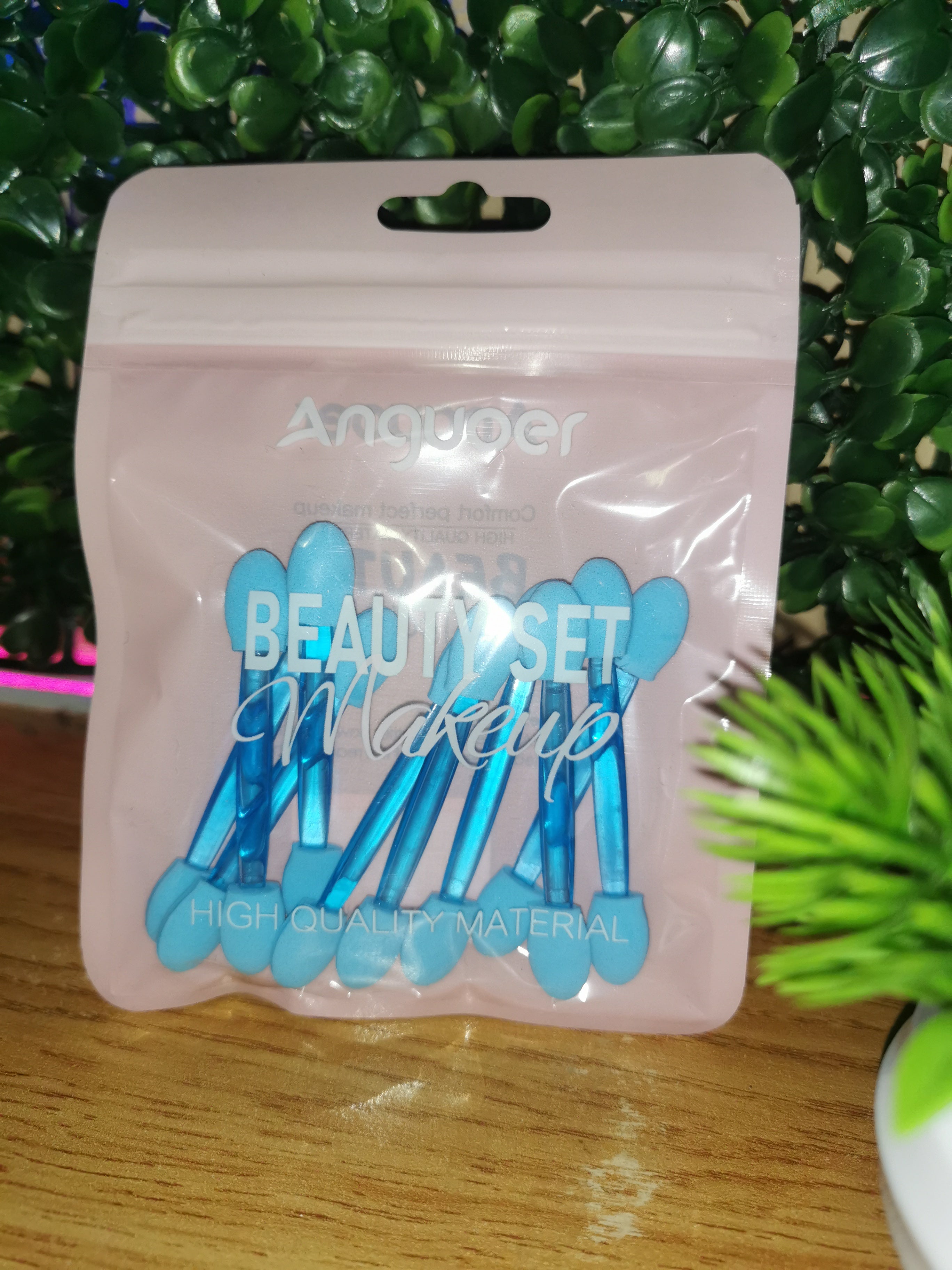 Anguoer Eyeshadow Applicator
