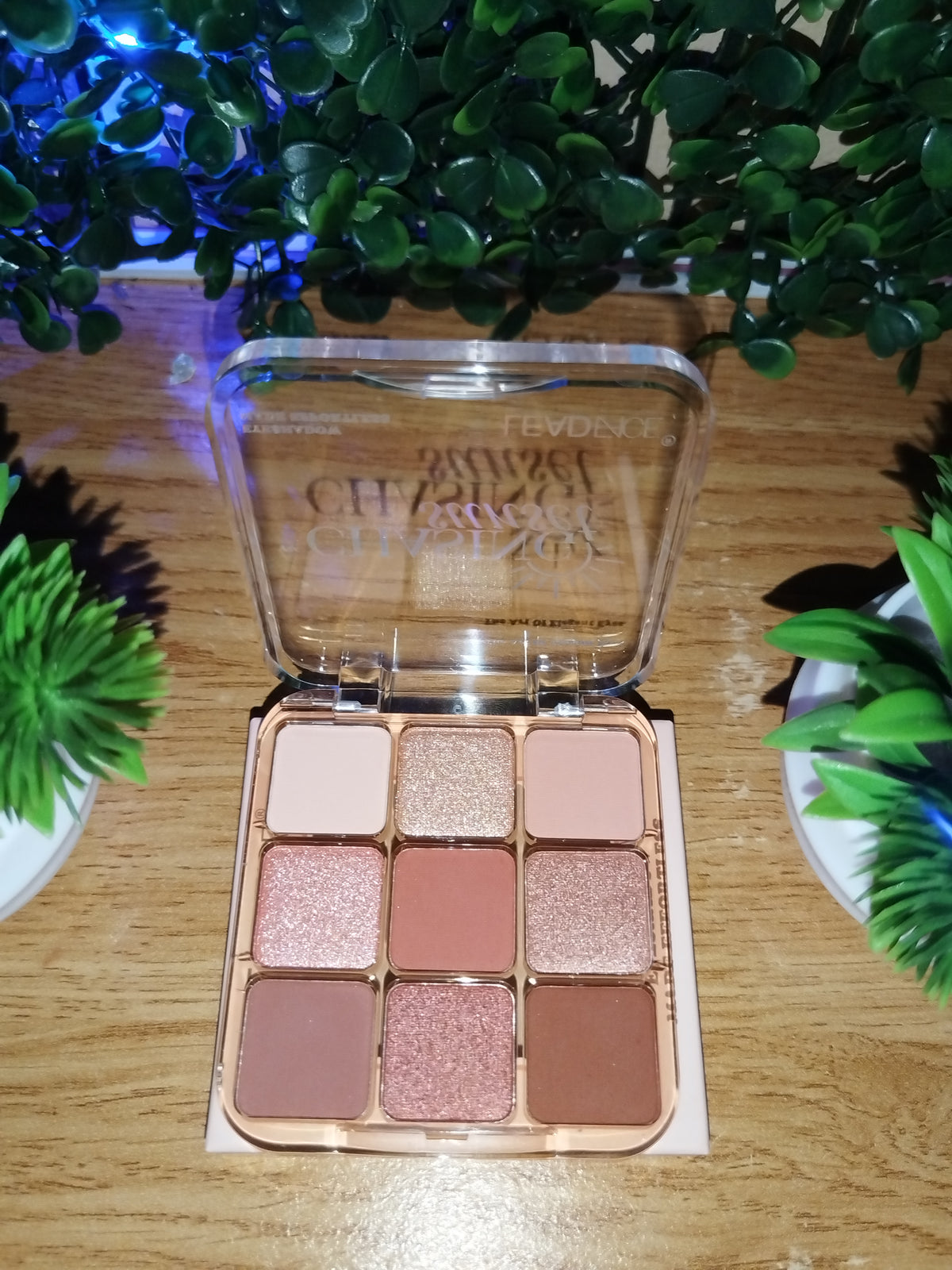 Lead Face Eyeshadow Palette