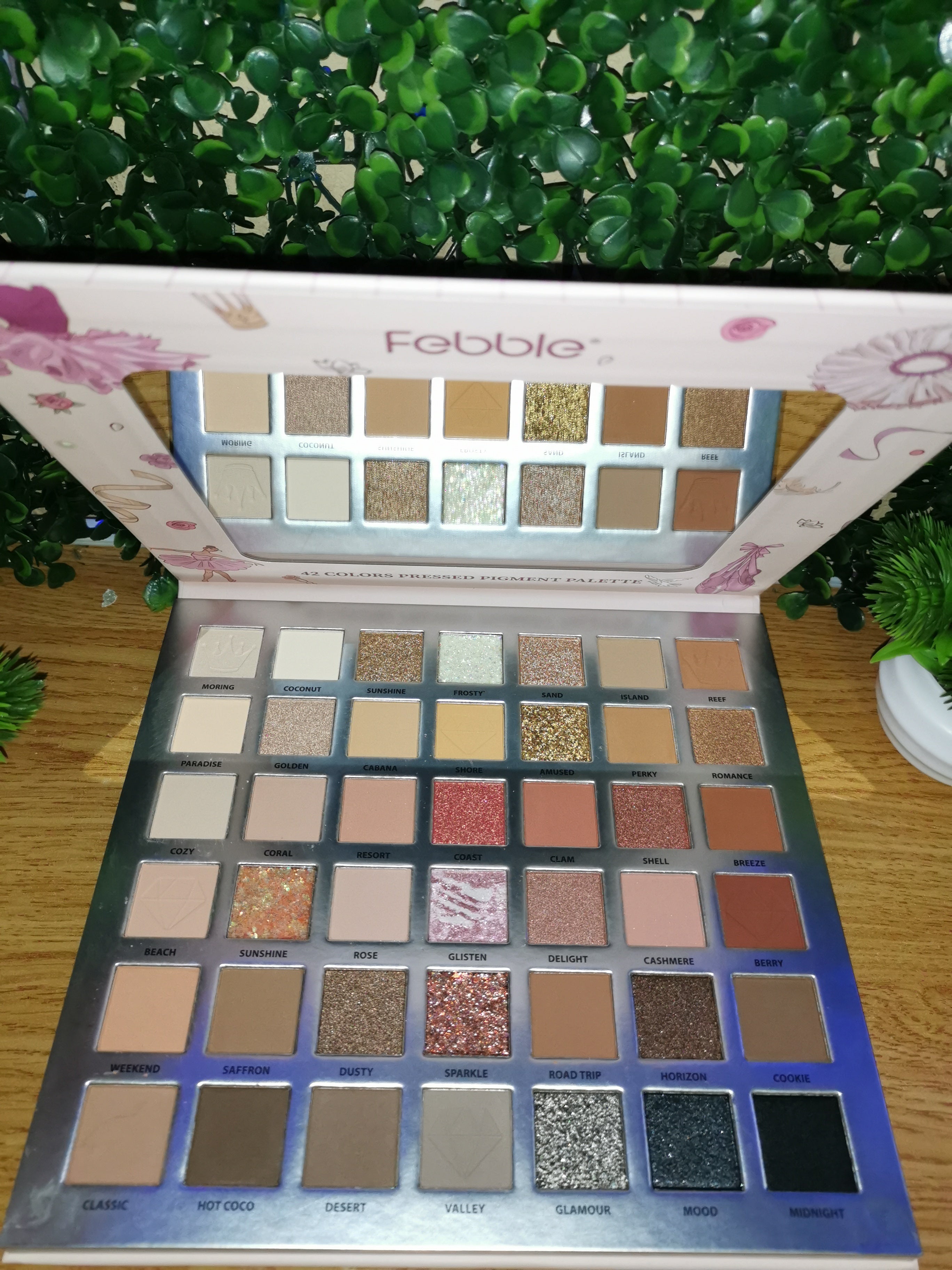 Febble Glory of Ballet Eyeshadow Palette