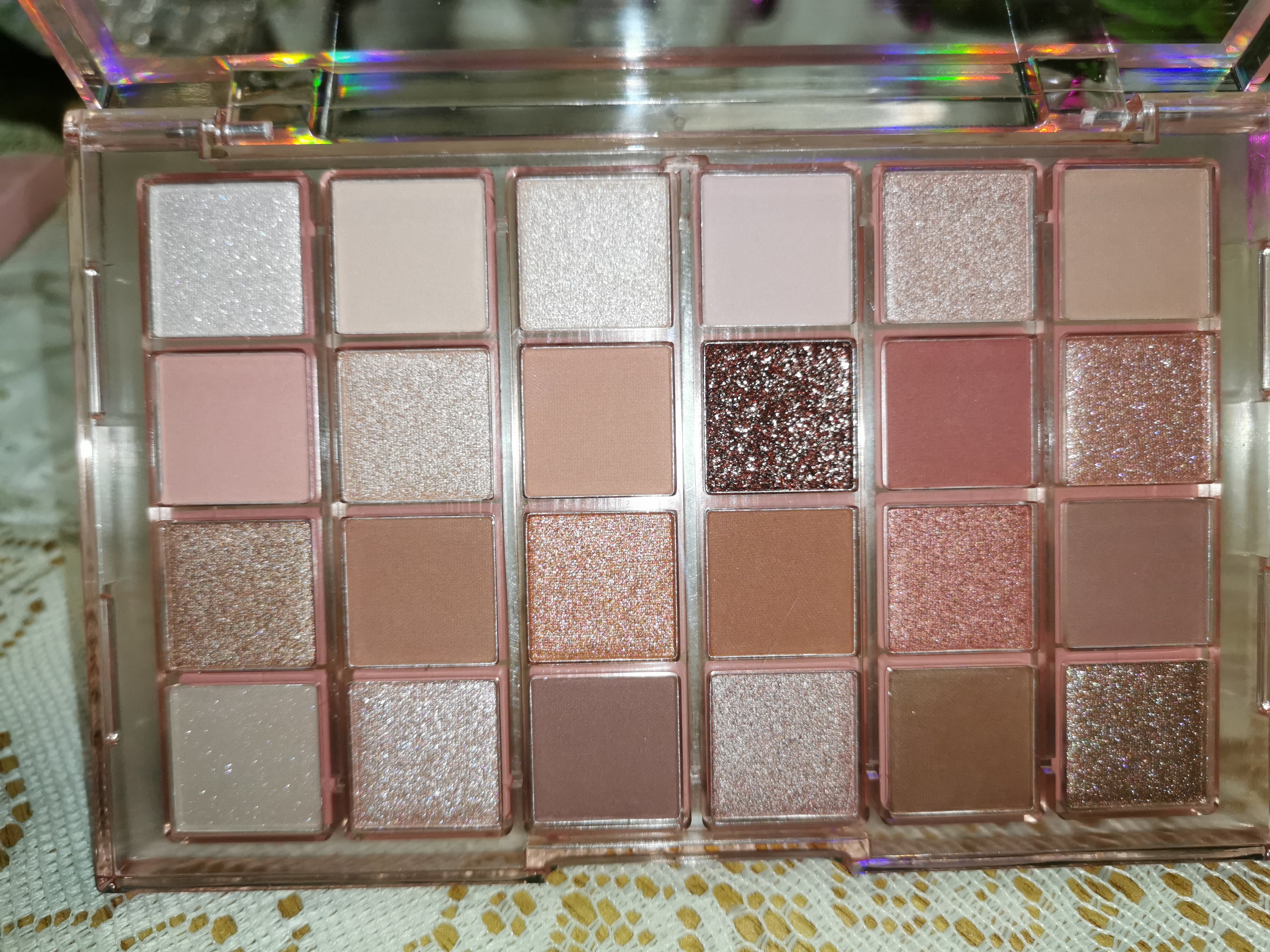 Any lady daily grace eyeshadow pallet